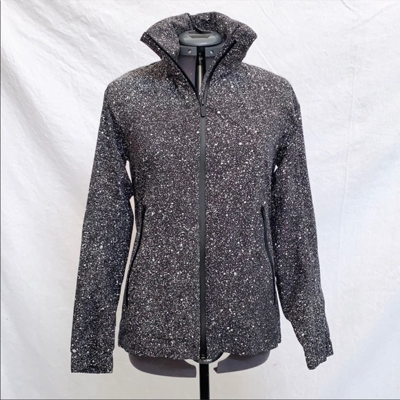 Lululemon Here to Move Jacket NWT - Picture 8 of 8